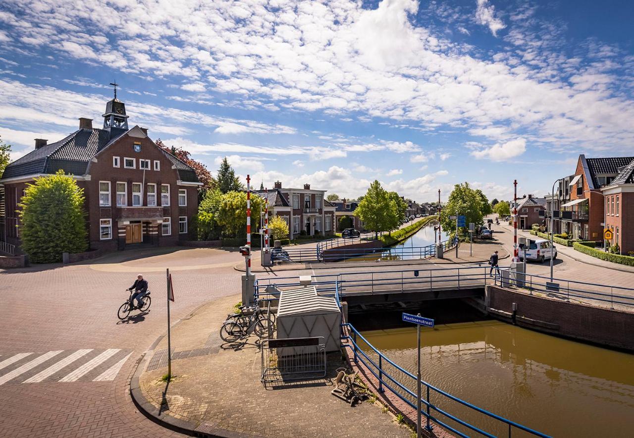 Hotel 'T Gemeentehuis Bedum Esterno foto