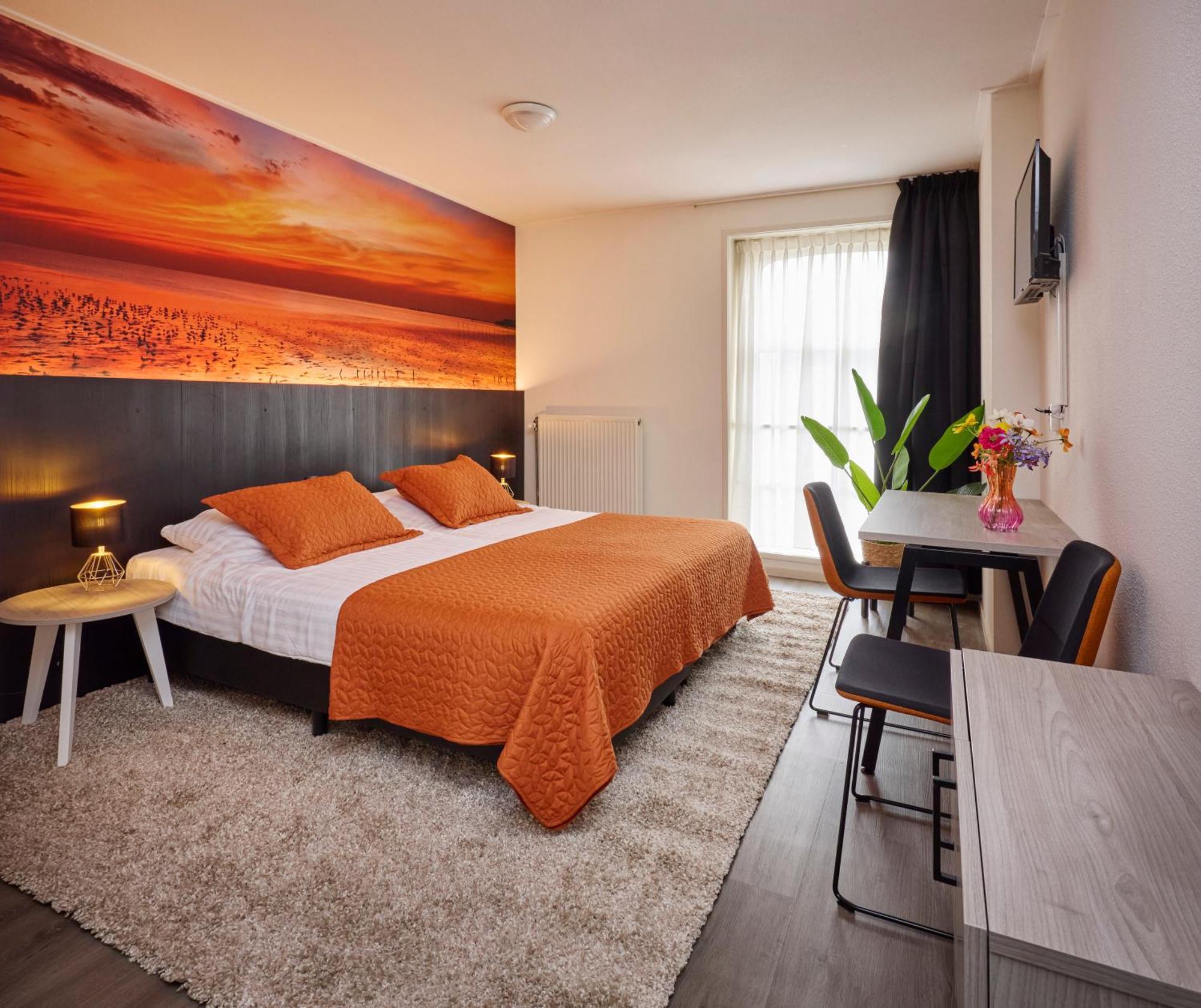 Hotel 'T Gemeentehuis Bedum Esterno foto